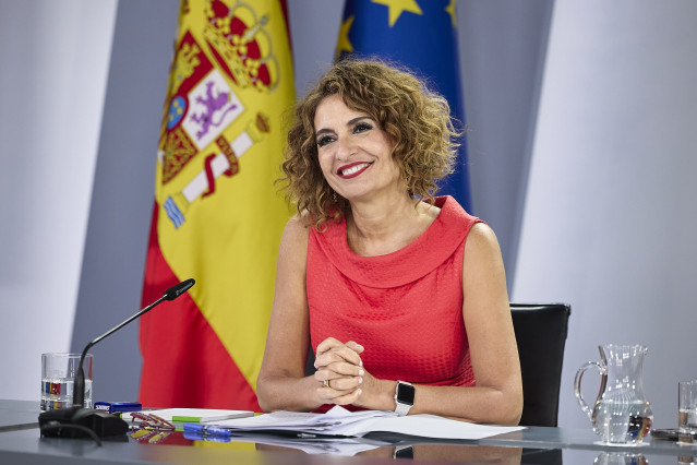 La vicepresidenta primera y ministra de Hacienda, María Jesús Montero, durante una rueda de prensa posterior a la reunión del Consejo de Ministros, a 2 de septiembre de 2025, en Madrid (España). El presidente del Gobierno, ha anunciado que el Consejo de M