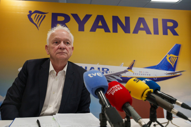 El CEO de la aerolínea irlandesa, Eddie Wilson, ofrece una sesión informativa sobre la próxima temporada de invierno, en sus oficinas en España, a 3 de septiembre de 2025, en Madrid (España).