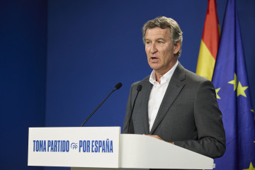 El presidente del PP, Alberto Núñez Feijóo, durante una rueda de prensa posterior a la reunión del Comité de Dirección del PP, en la sede del partido, a 25 de agosto de 2025, en Madrid (España)