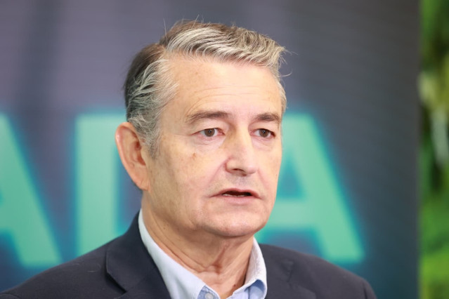 El consejero de la Presidencia, Interior, Diálogo Social y Simplificación Administrativa, Antonio Sanz, en un acto en Sevilla.