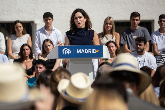 La presidenta del PP regional y de la Comunidad de Madrid, Isabel Díaz Ayuso, interviene en el inicio del curso político del PP de Madrid, a 5 de septiembre de 2025, en Arganda del Rey, Madrid (España). Con estas jornadas, el Grupo Parlamentario Popular e