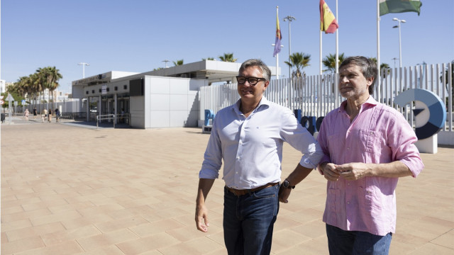 El portavoz de Vox en Andalucía, Manuel Gavira, en una visita a Algeciras (Cádiz)
