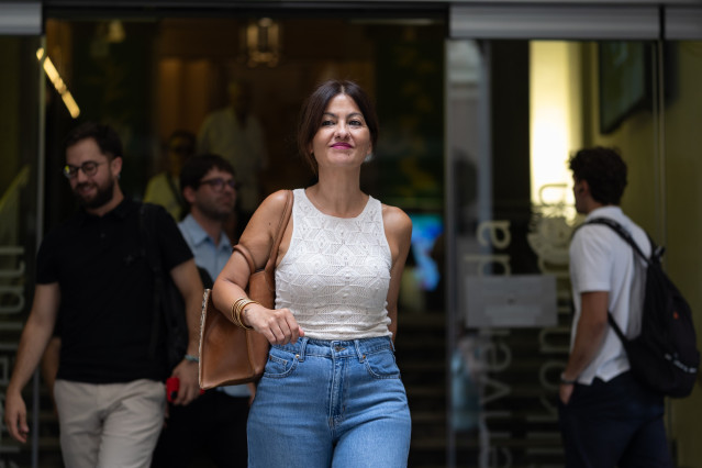 La ministra de Juventud e Infancia, Sira Rego, tras una reunión con Marea Palestina, en el Círculo de Bellas Artes, a 8 de septiembre de 2025, en Madrid (España).