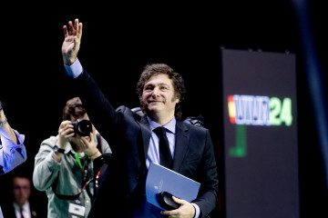 Archivo - El presidente de Argentina, Javier Milei, durante el acto ‘Viva 24’ de VOX, en el Palacio de Vistalegre, a 19 de mayo de 2024, en Madrid (España).