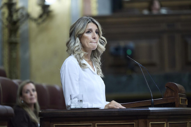 La vicepresidenta segunda y ministra de Trabajo y Economía Social, Yolanda Díaz, interviene durante un pleno en el Congreso de los Diputados, a 10 de septiembre de 2025, en Madrid (España).