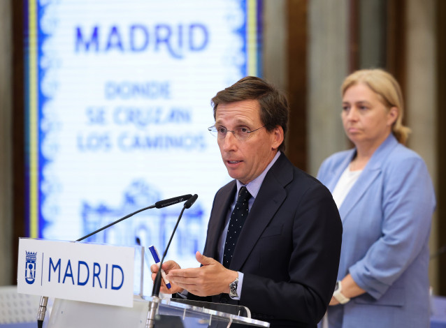 El alcalde de Madrid, José Luis Martínez-Almeida, preside la reunión del equipo de Gobierno municipal