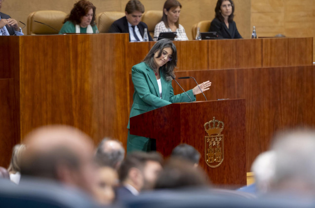 La portavoz de Más Madrid en la Asamblea, Manuela Bergerot, interviene durante el segundo día del Debate sobre el Estado de la Región, en la Asamblea de Madrid, a 12 de septiembre de 2025