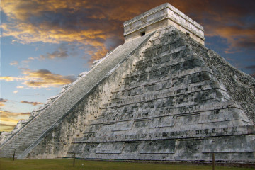 Archivo - México recibe 8,4 millones de turistas en julio, un 12,3% más que el año pasado.