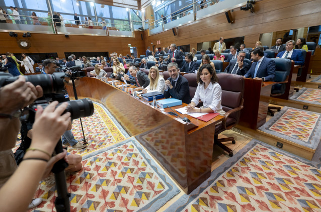 La presidenta de la Comunidad de Madrid, Isabel Díaz Ayuso, durante el segundo día del Debate sobre el Estado de la Región, en la Asamblea de Madrid, a 12 de septiembre de 2025, en Madrid (España).