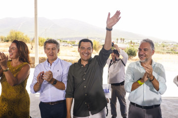 El presidente de la Junta de Andalucía, Juanma Moreno, durante el acto de inicio del curso político del PP andaluz en Alhaurín el Grande, a 12 de septiembre de 2025 en Málaga (Andalucía, España)
