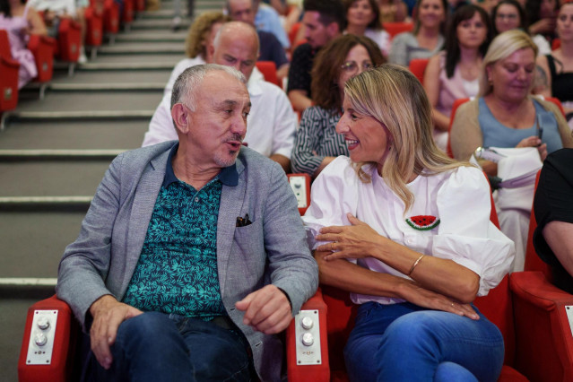 La vicepresidenta segunda y ministra de Trabajo, Yolanda Díaz, y el secretario general de UGT, Pepe Álvarez, durante la jornada de UGT 'Los Nuevos Desafíos de la Prevención. Los accidentes laborales, un drama evitable'