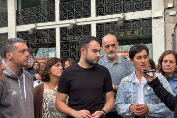 La responsable de Infancia del BNG, Ariadna Fernández, en la concentración este domingo en Monforte.