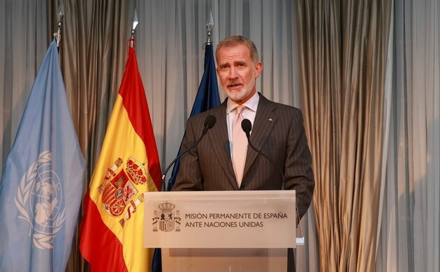 El Rey Felipe VI ofrece un discurso durante la recepción a la colectividad española en Nueva York