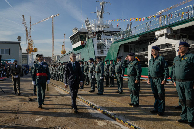 El ministro del Interior, Fernando Grande-Marlaska, durante la entrega del buque oceánico de la Guardia Civil 