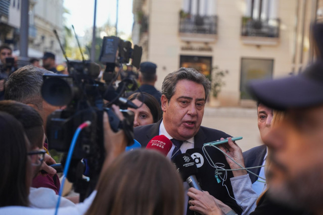 El síndic de Vox, José María Llanos, a su llegada al Debate de Política General