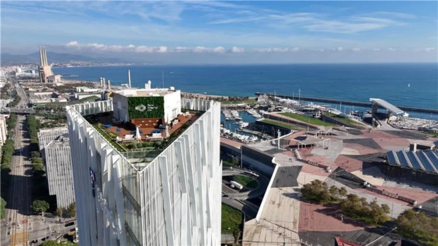 Archivo - Torre Diagonal One, sede de Siemens en Barcelona