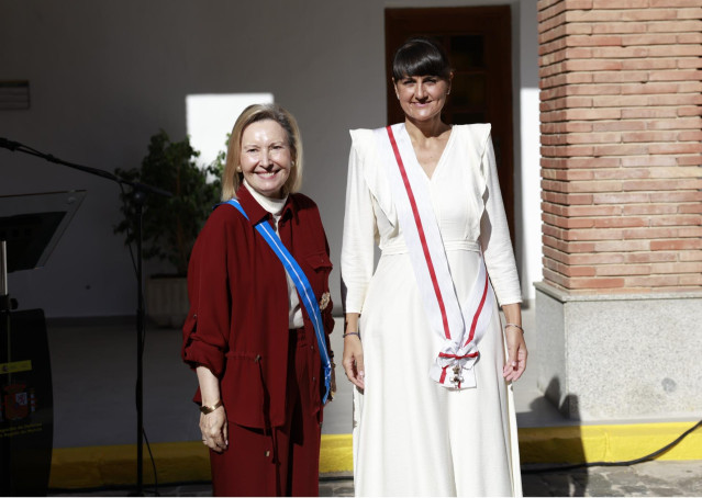 Archivo - De izquierda a derecha: la secretaria de Estado de Defensa, Amparo Valcarce, y la secretaria de Estado de Digitalización e Inteligencia Artificial, María González Veracruz, en Murcia, a 26 de septiembre de 2025.