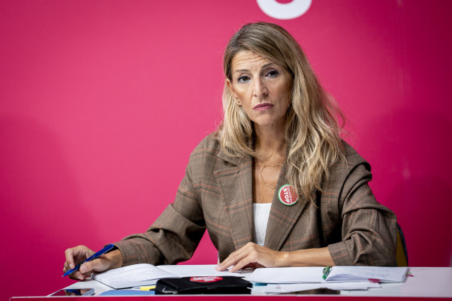 La vicepresidenta segunda y ministra de Trabajo y Economía Social, Yolanda Díaz, durante la celebración del Grupo Coordinador de Movimiento Sumar, en el Espacio Unonueve, a 27 de septiembre de 2025, en Madrid (España).