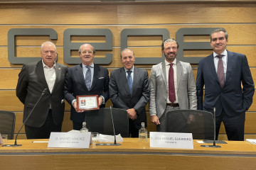 (I-D): Jaume Roura, Presidente De UPM Y Vicepresidente Confemetal; Andrés Sánchez De Apellániz, Secretario General  Confemetal; José Miguel Guerrero, Presidente Confemetal; Alfonso Hernández Zapa