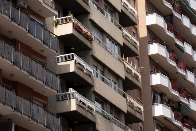 Archivo - Fachada de un edificio.