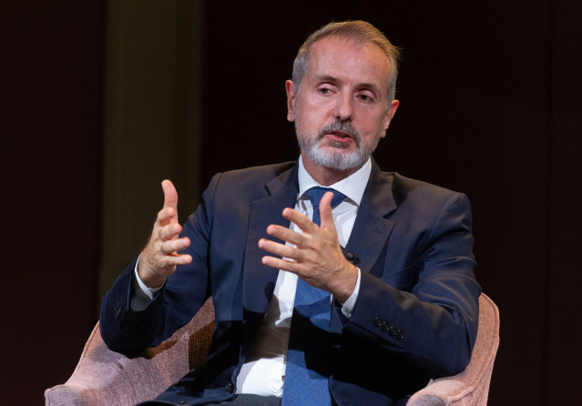 El presidente de Telefónica, Marc Murtra, interviene en Desayunos del Ateneo, a 1 de octubre de 2025, en Madrid (España).