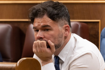 Archivo - El portavoz de ERC en el Congreso, Gabriel Rufián, durante una sesión plenaria, en el Congreso