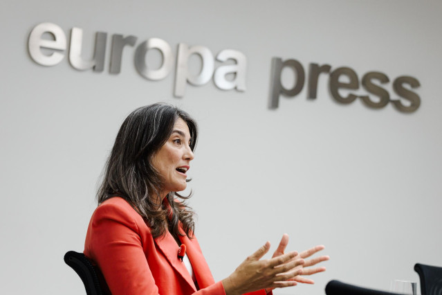 La portavoz de Más Madrid en la Asamblea, Manuela Bergerot, durante una entrevista para Europa Press.