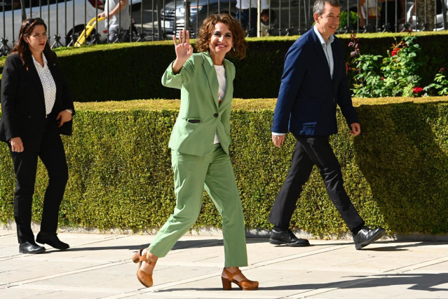 María Jesús Montero a su llegada a Jaén donde ha participado en un acto sobre dondos europeos