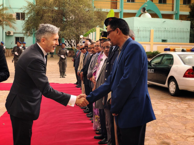 Archivo - El ministro del Interior, Fernando Grande-Marlaska, en una visita oficial a Mauritania en 2018