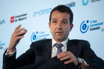 Archivo - El presidente de Indra, Ángel Escribano, durante la segunda jornada del VI Foro Internacional Expansión, en el Parador de Alcalá de Henares, a 22 de mayo de 2025, en Alcalá de Henares, M