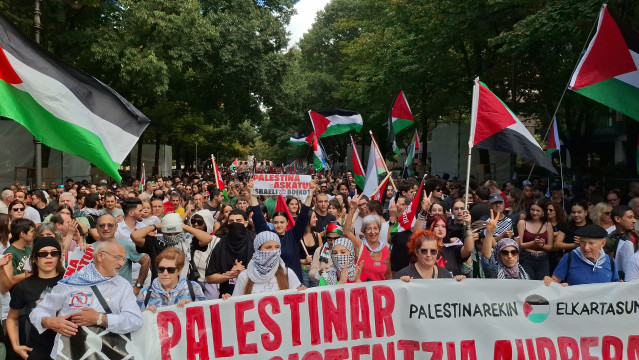 Manifestación en Pamplona en solidaridad con Palestina y para reclamar la 