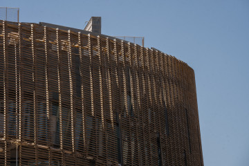 Archivo - Fachada del edificio del Parque de Recerca Biomédica de Barcelona (PRBB)