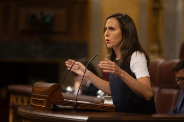 La portavoz de Podemos en el Congreso, Ione Belarra, durante una sesión plenaria, en el Congreso de los Diputados, a 7 de octubre de 2025, en Madrid (España).