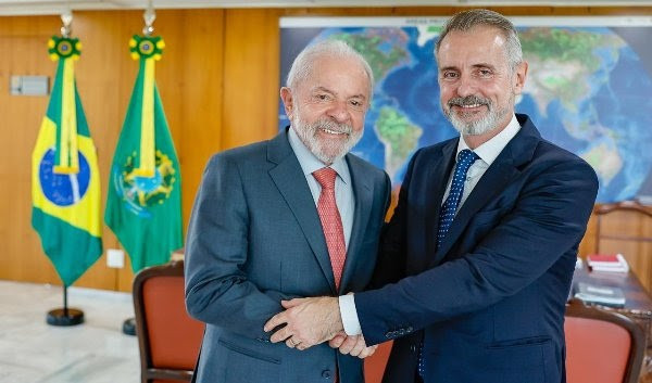 El presidente de Telefónica, Marc Murtra, y el presidente de Brasil, Luiz Inácio Lula da Silva