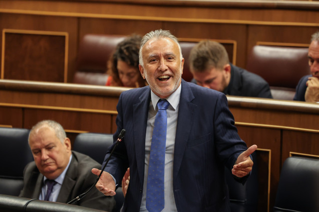 El ministro de Política Territorial, Ángel Víctor Torres.