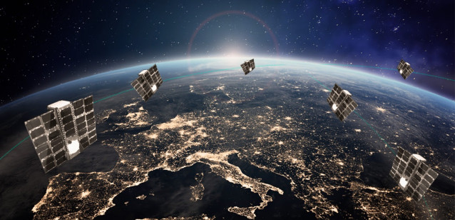 Archivo - Imagen virtual de satélites de Sateliot.
