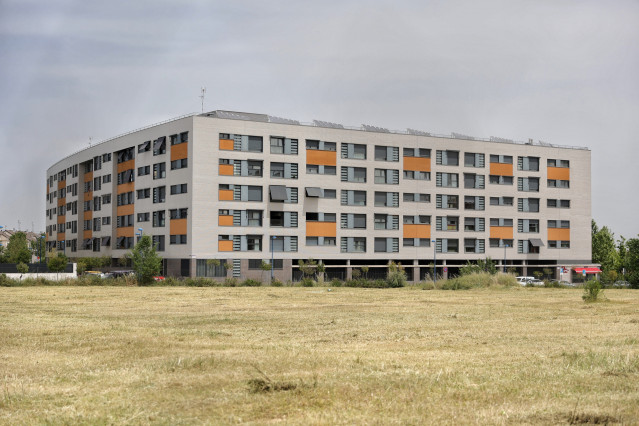 Archivo - Foto de archivo de un edificio.
