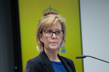 Archivo - La comisaria europea de Servicios Financieros, Maria Luís Alburquerque, durante una rueda de prensa posterior a una reunión con el ministro de Economía, en la sede del Ministerio de Econo