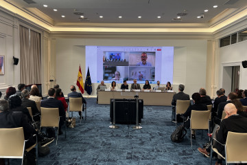 Vivienda continua el trabajo con las universidades públicas para el impulso de vivienda asequible en los campus.