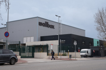 Archivo - Fachada de la sede de Wallbox, en Barcelona.