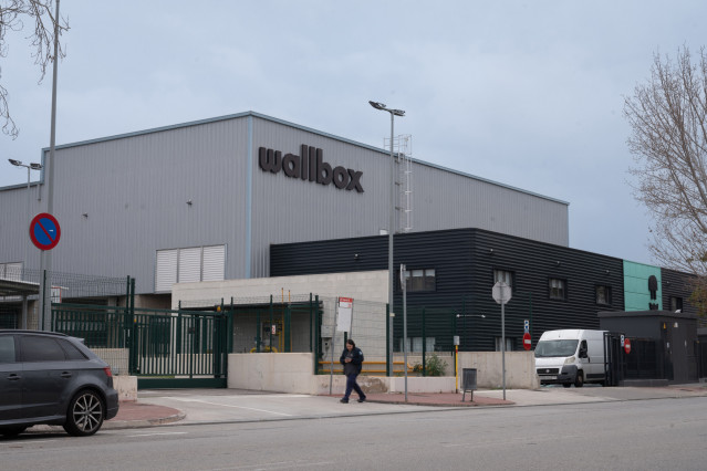 Archivo - Fachada de la sede de Wallbox, en Barcelona.