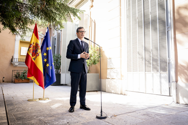 El ministro de Presidencia, Justicia y Relaciones con las Cortes, Félix Bolaños, durante el acto de firma de un convenio marco entre el ministerio de la Presidencia y la ONCE, a 10 de octubre de 2025, en Madrid (España).
