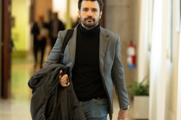Archivo - El portavoz de Podemos en el Congreso, Javier Sánchez Serna,  llega a una reunión de la Junta de Portavoces, en el Congreso de los Diputados, a 18 de marzo de 2025, en Madrid (España).