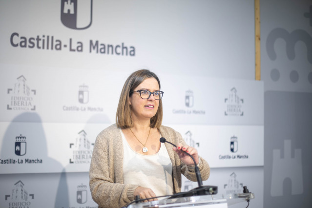 La consejera Portavoz del Gobierno regional, Esther Padilla, comparece en rueda de prensa, desde la sede de la Delegación provincial de la Junta en Cuenca, para dar cuenta de los asuntos tratados en el Consejo de Gobierno.