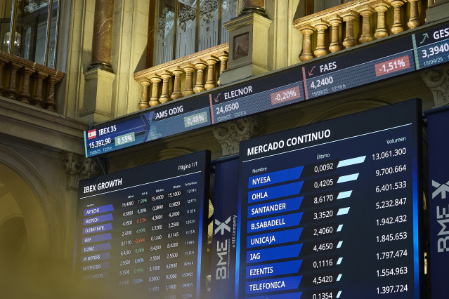 Archivo - Interior de la Bolsa de Madrid, a 15 de septiembre de 2025, en Madrid (España).