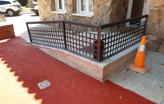 Archivo - Rampa acceso al cuartel de la Guardia Civil en Galapagar