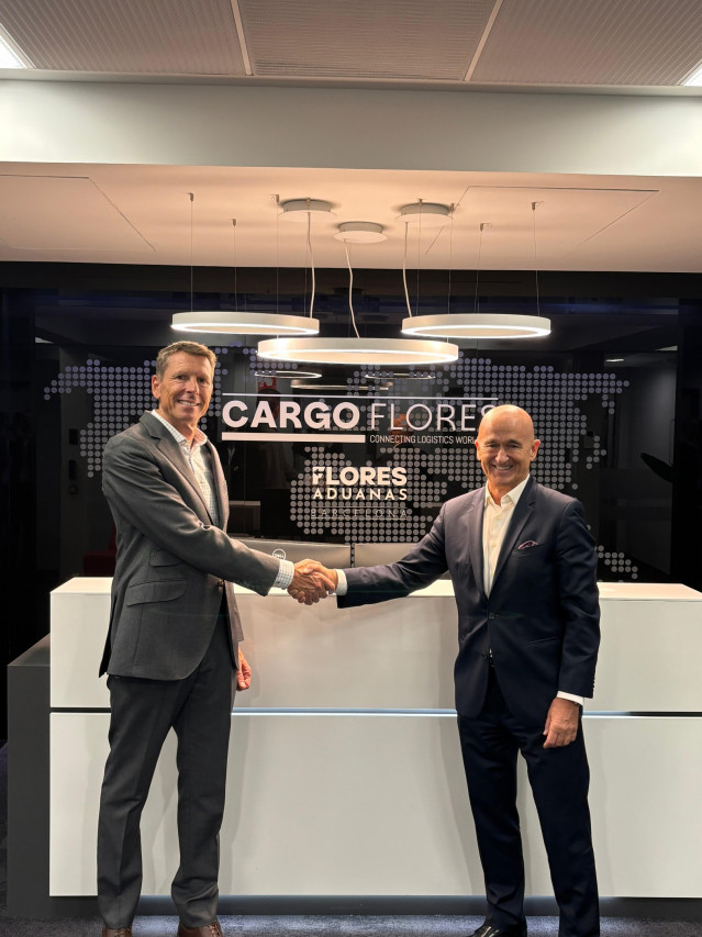 Xavi Casas, CEO y socio fundador de Cargo Flores y Rafael Torres, director general de NGL Gondrand para el sur de Europa y nuevo presidente de Cargo Flores