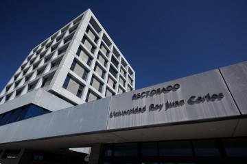 Archivo - Fachada de la Universidad Rey Juan Carlos