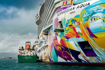 Repsol suministrará a Norwegian Cruise Line combustibles renovables a largo plazo en el Puerto de Barcelona