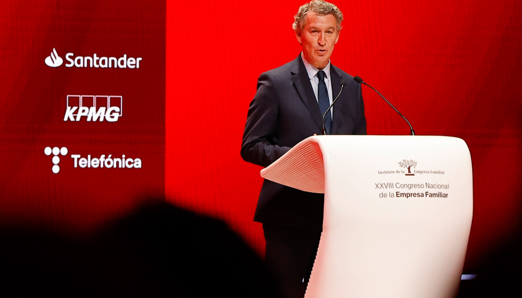 El presidente del PP, Alberto Núñez Feijóo, en el Congreso Nacional de Empresa Familias celebrado en Burgos